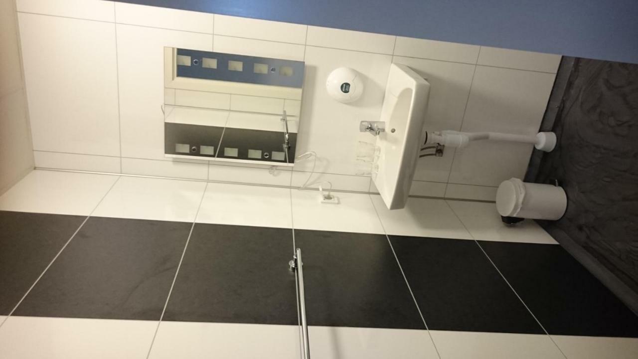 Trestads Restaurang Hotell&Pensionat Vänersborg Екстериор снимка