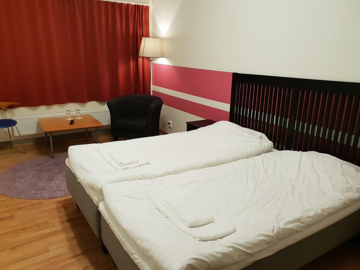 Trestads Restaurang Hotell&Pensionat Vänersborg Екстериор снимка